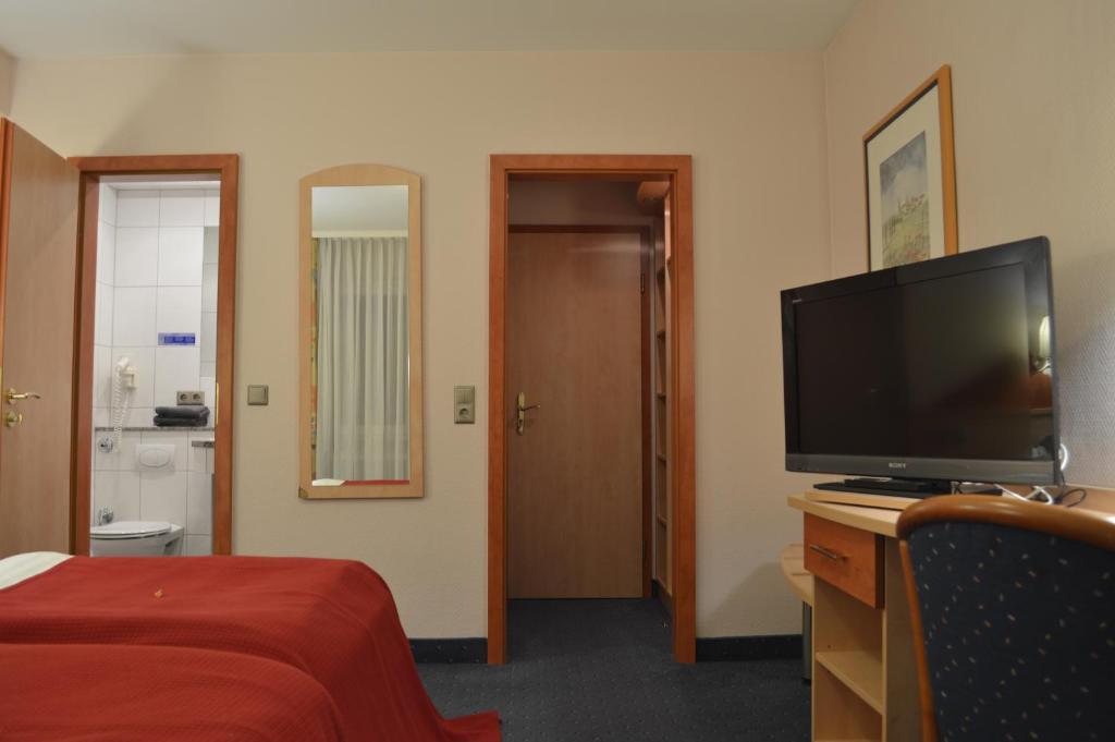 Abant Hotel Frankfurt اوبرتشوسن الغرفة الصورة
